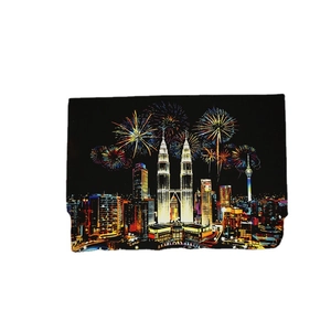 Tableau à gratter coloré scène de nuit Kuala Lumpur avec les tours Petronas Twin Towers
