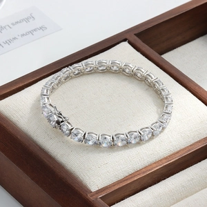 Elegant silver tennis bracelet with cubic zirconia diamonds in a premium jewelry gift box