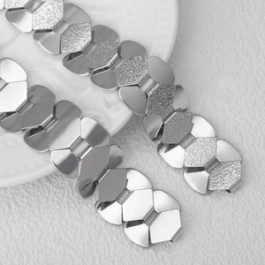 Polished silver stainless steel link chains with hexagonal textured finish design