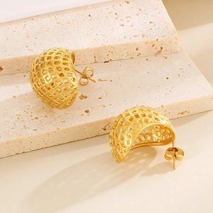 Minimalistische hohle Gitter-Ohrstecker aus Edelstahl mit goldener Netzstruktur