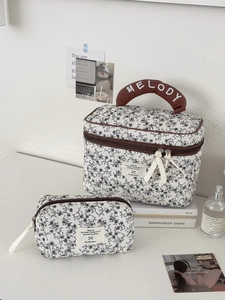 Set di borse per cosmetici floreali in velluto a coste con beauty case e pochette