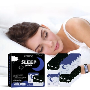 Dettaglio di 28 cerotti per dormire EELHOE alla melatonina con motivi di luna e nuvole blu