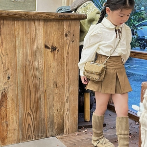 Kids vintage brown tweed chain crossbody bag with autumn fashion school style outfit