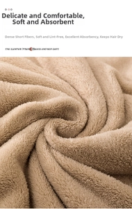 Détail macro du tissu en peluche courte douce et absorbante pour bandeau de spa
