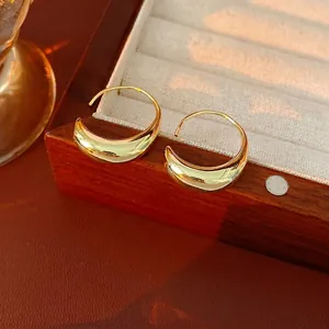 Oval Minimalist C-Shape Hoop Earrings Gold Plated Copper With Silver Earring Post For Women Elegant Jewelry