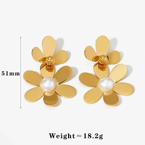 Golden flower earrings with white pearl center, 51mm height and 18.2g weight