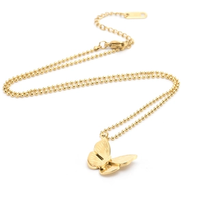 Elegante collana in acciaio al titanio dorato con pendente a farfalla 3D e catena