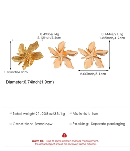 Guide des tailles détaillé pour parure bijoux fleurs dorées avec mesures bagues et boucles