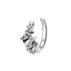 Silver C-shaped ear cuff with sparkling zircon accents and a central pearl setting base