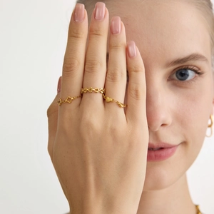 Retro 18K gold-plated stainless steel multi-finger chain ring with heart and clover elements