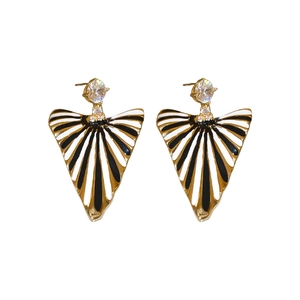 Boucles d'oreilles géométriques vintage avec émail noir et blanc et cristaux