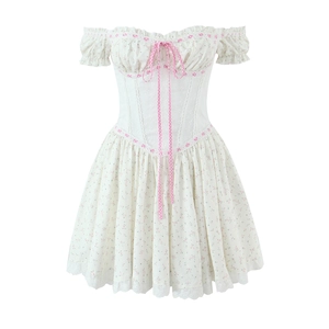Robe Courte Fleurie Épaules Dénudées Polyester Taille Corset Manches Bouffantes Vintage Dentelle Pour Femmes