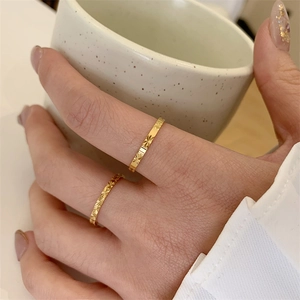 Minimalist Star Pattern Etching Ring Titanium Steel 18K Gold Plated Vintage Stackable Band Jewelry For Women