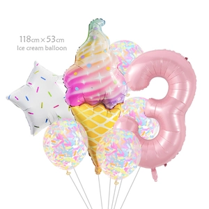 Vue détaillée du grand ensemble de ballons glace avec dimensions pour fête d'anniversaire