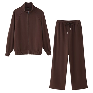 Damen Freizeit-Set in Dunkelbraun mit Reißverschlussjacke und weiter Hose mit Kordelzug