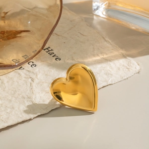 Polished 18K gold heart-shaped ring for women with glossy finish and minimalist design