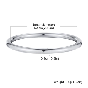 Silver stainless steel bangle dimensions showing 6.5cm inner diameter and 0.5cm width