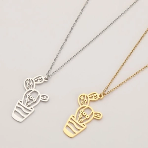 Detail der minimalistischen Kaktus-Topfpflanze Halskette in Gold und Silber Finish