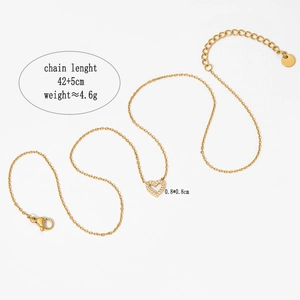 Détails des dimensions d'un collier pendentif cœur doré avec chaîne de 42+5 cm