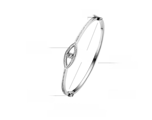 Detailed view of stainless steel eye bracelet with dimensions 58mm diameter and 2.5mm width