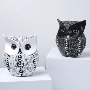 Owl Figurine Resin Polka Dot Sculpture Modern Desktop Home Decor Living Room Ornament Animal Statue