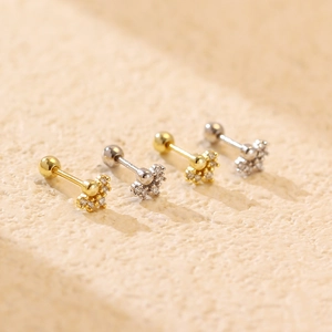 Elegant S925 sterling silver stud earrings with sparkling cubic zirconia flower crown
