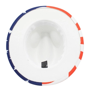 Détail du bord motif drapeau USA et étiquette de matière sur chapeau de cowboy