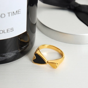 Minimalist 18K gold plated double heart ring with black enamel for women stylish fashion