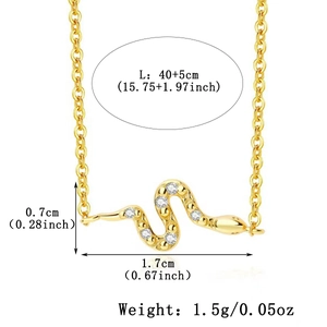 Detailed size chart of gold snake pendant necklace with chain length and weight info