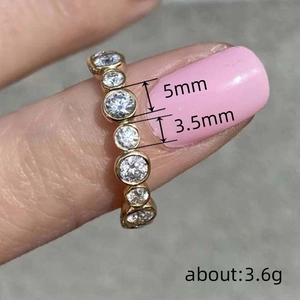 Minimalist gold-plated row diamond ring for women with 5mm cubic zirconia stones