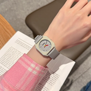 Fashionable square quartz watch with grey silicone strap and beige case for students