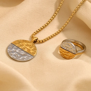 Two-tone 18K gold plated stainless steel jewelry set with hammered texture disc necklace and ring