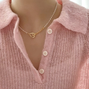 Minimalist 925 sterling silver heart necklace with two-tone gold and silver splice design