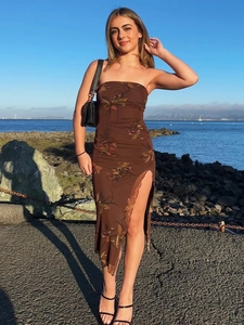 Robe longue bustier marron foncé à imprimé fleuri avec fente, style de vacances élégant