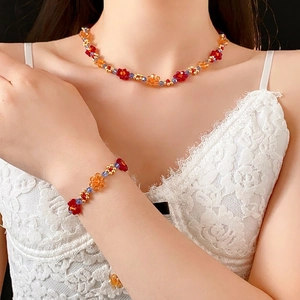 Ensemble collier et bracelet à fleurs en perles de cristal pour le style d'été
