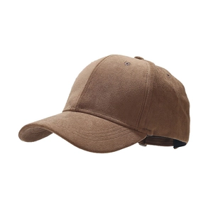 Classic brown suede baseball cap with six-panel structure and curved brim for outdoor wear