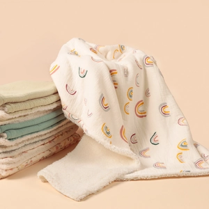 Thickened double-layer baby blanket with rainbow print and soft sherpa fleece lining