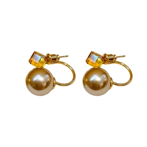 French vintage style round pearl earrings with yellow crystal and gold metal hooks
