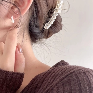 Elegant 925 sterling silver pearl earrings and matching clear hair claw clip set for women