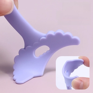 Silicone eyeliner aid tool multi-functional makeup stencil for perfect wing and shadow.