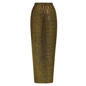 Gros plan d'une jupe longue à paillettes dorées avec taille élastique pour tenue de soirée