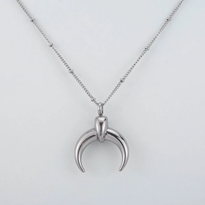 Minimalist Crescent Moon Pendant Necklace Polished Stainless Steel Double Horn Satellite Chain Jewelry For Women