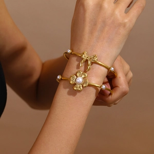 Stainless Steel Gold Plated Open Cuff Bangle Bracelet With Artificial Pearl Flower Bow Vintage Retro Elegant Jewelry For Women