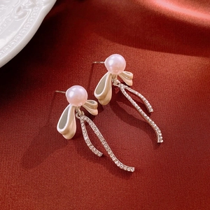 Bowknot Dangle Earrings With Faux Artificial Pearl Rhinestone And Silver Earring Post Elegant Sweet Tassel Jewelry For Women