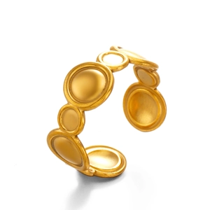 Minimalist gold-plated stainless steel ring with a geometric overlapping disk design