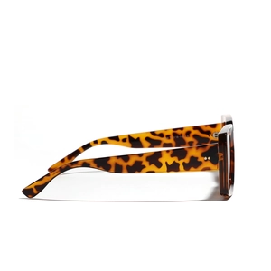 Oversized tortoise shell square sunglasses with leopard print for fashion styling