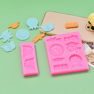 Graduation theme silicone molds featuring graduation cap, diploma scroll, and 2022 motifs