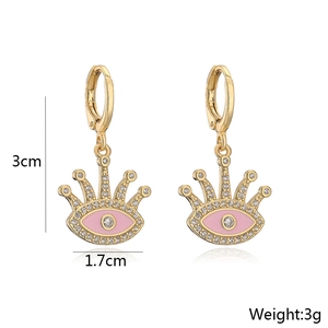 Dettagli orecchini occhio rosa dorati con indicazioni dimensioni 3cm per 1,7cm