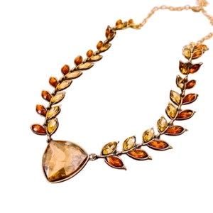 Vintage wheat ear pendant necklace with amber crystal and laurel leaf design in gold finish