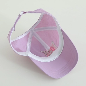 Cappellino da baseball rosa ad asciugatura rapida con ricamo a farfalla per bambine